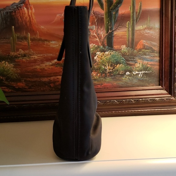 Coach Shoulder Bag - Picture 6 of 6